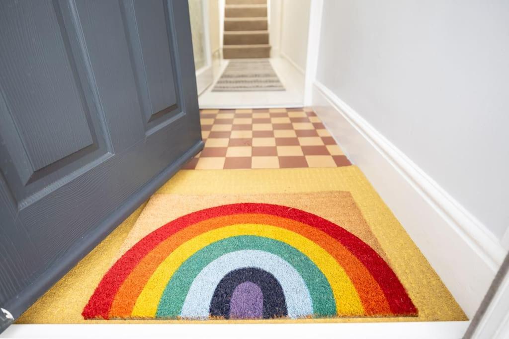 Pure B - Welcoming Bath City 3 Bed House Free Parking & Wifi Exterior photo